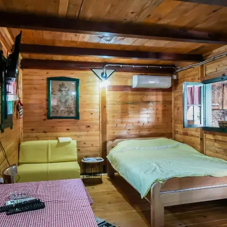 Case de vacanță Vajat Bb *